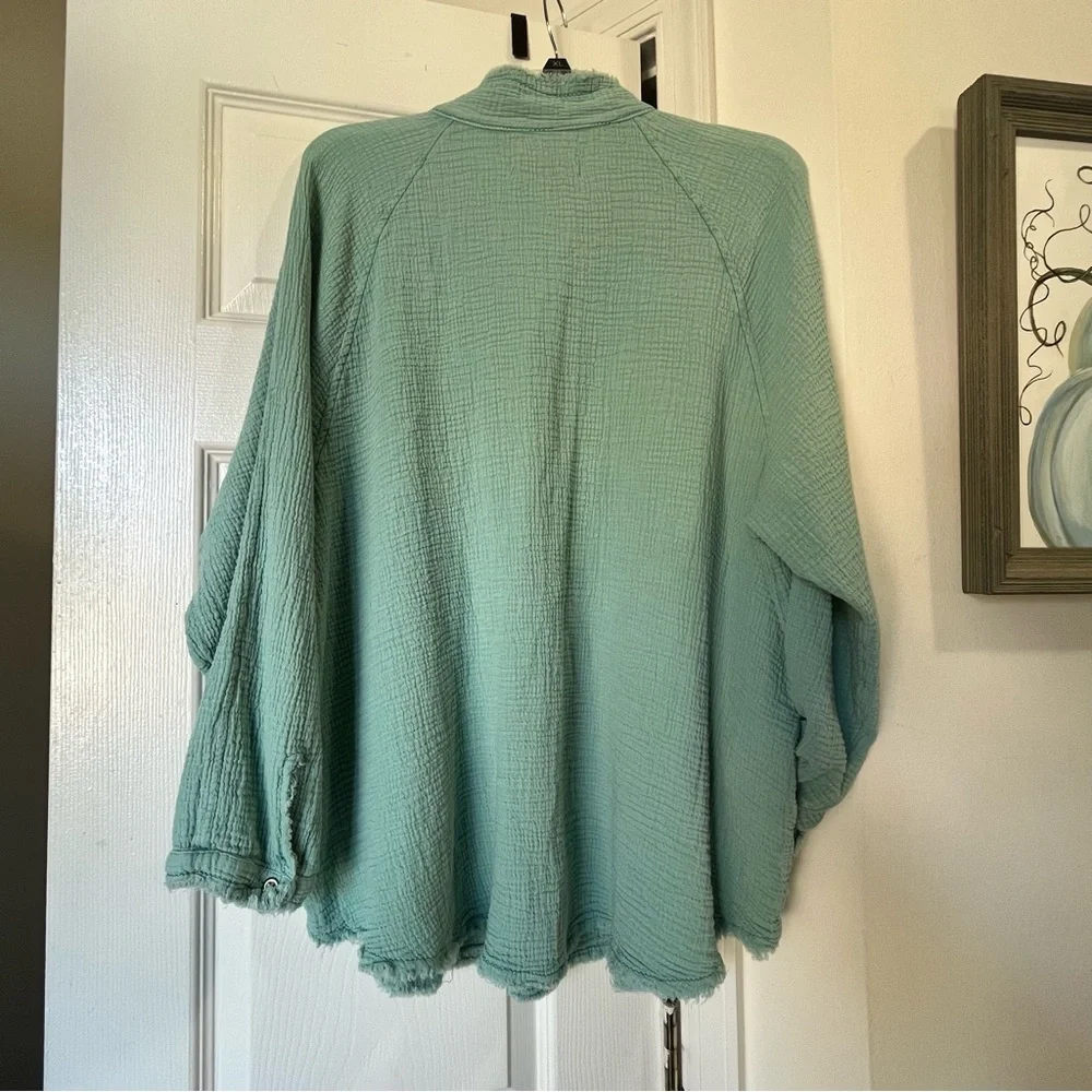 We The Free Daydream Button Down - Picture 7 of 10